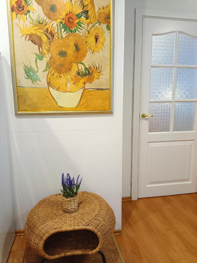 Old Town Sunny Bee Apartment Prime Location Riga Exterior foto